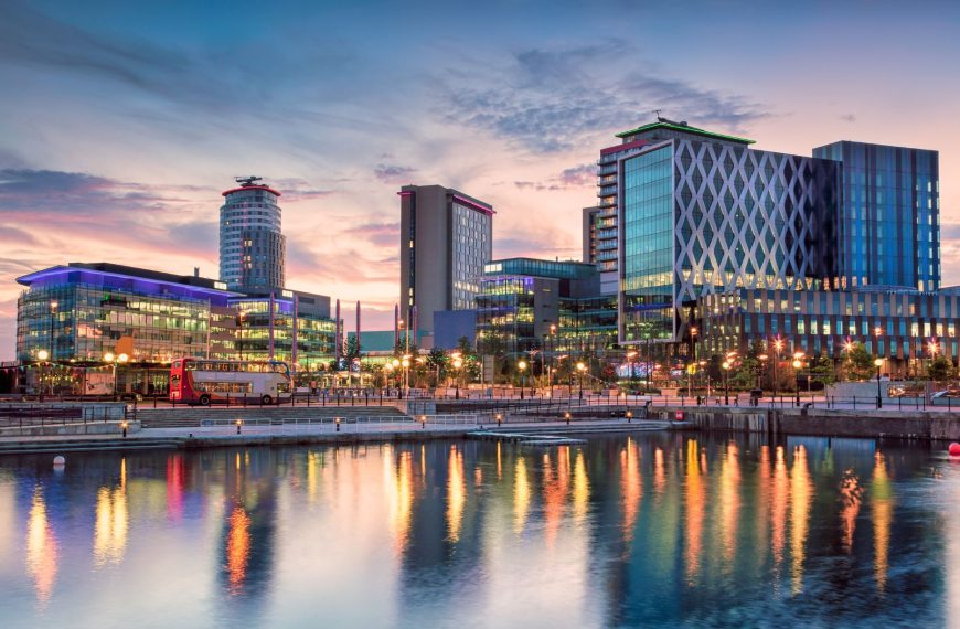 Biggerst companies that were created in Manchester, UK - Dabrando